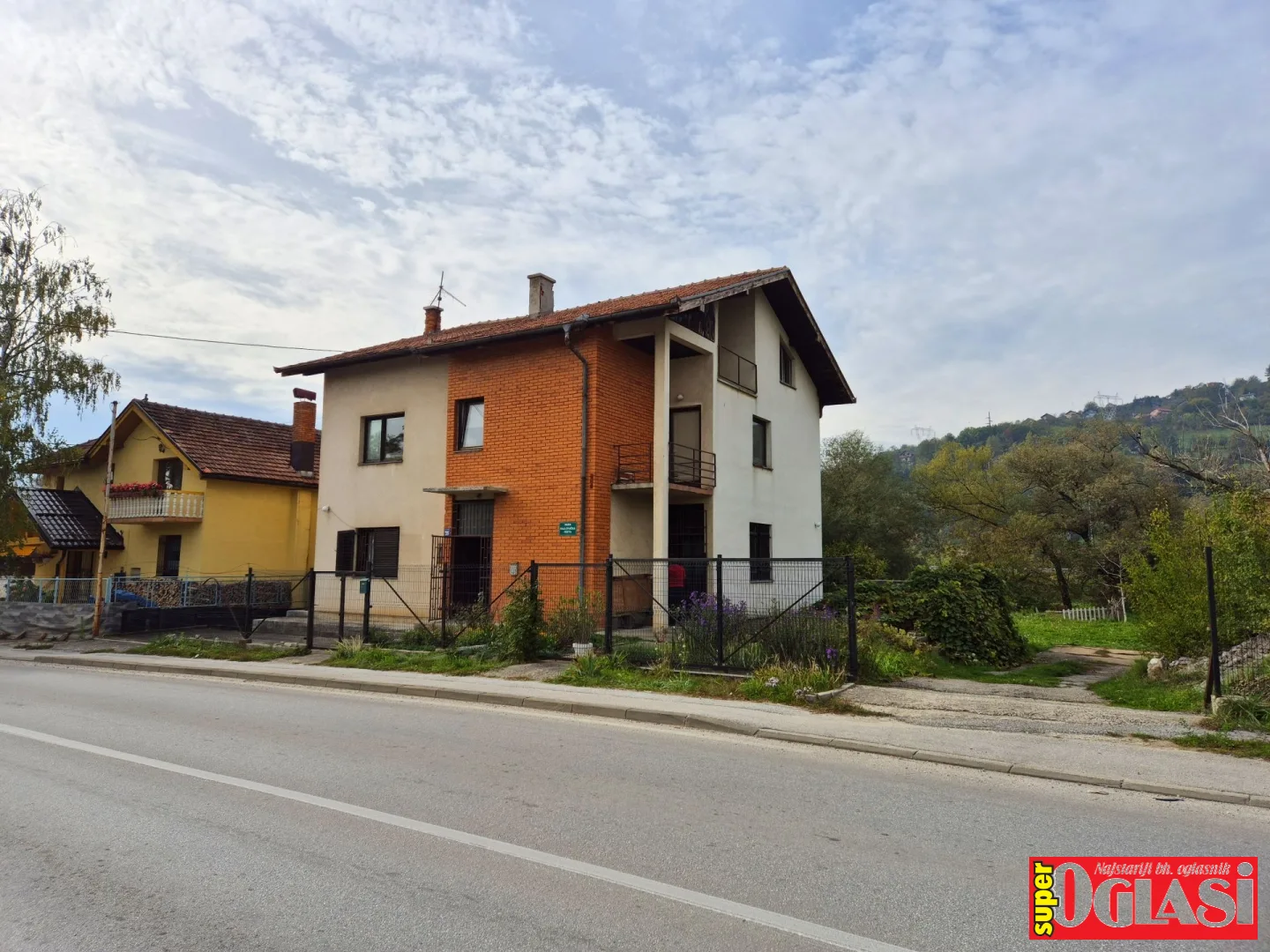 Kuća na dvije etaže Rajlovac, 360 m2