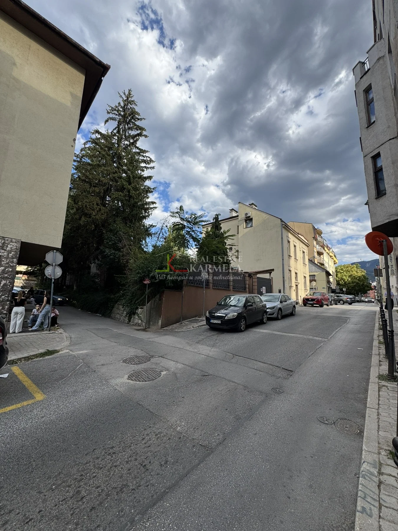 Mejtaš, Čekaluša, 77m2, trosoban, visoko prizemlje.