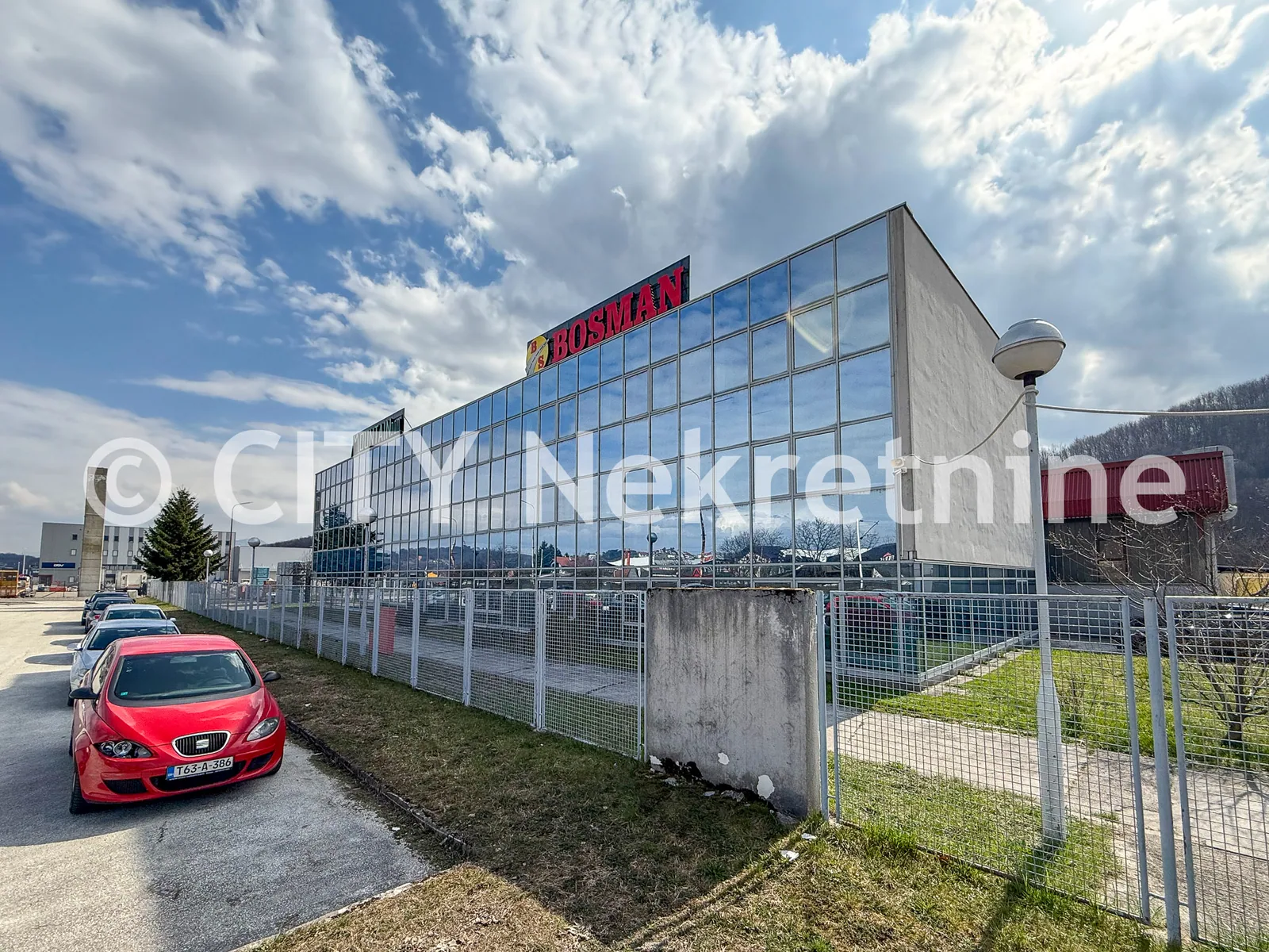 Kancelarijski poslovni prostor - Hadžići - Binježevo - Boce - 300 m2