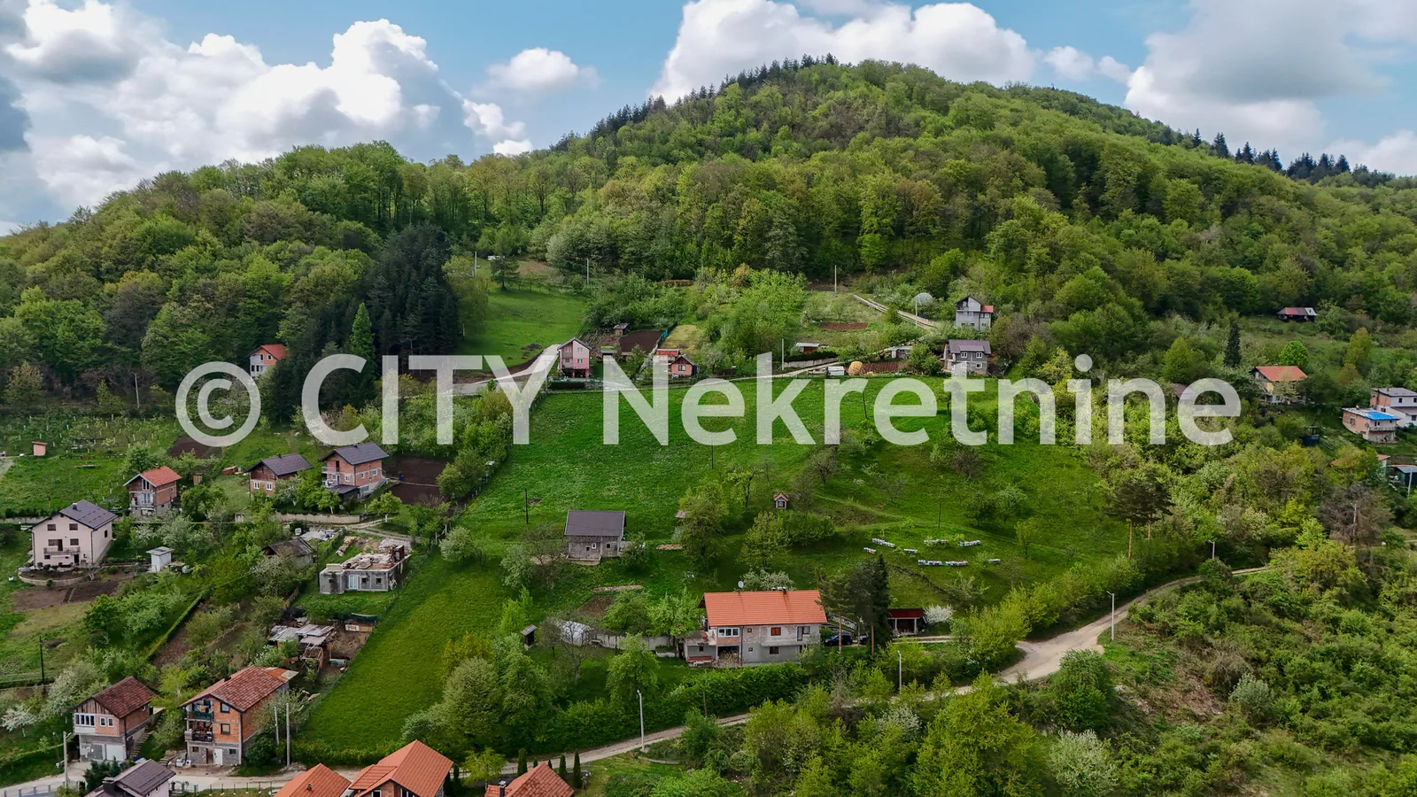 Ahatovići, Ranovačka, 11.261m2, sa kućom cca 200m2.