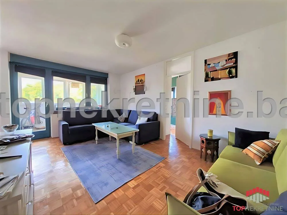 Breka, Himze Polovine, 70m2, I sprat, namješten, sa lođom.