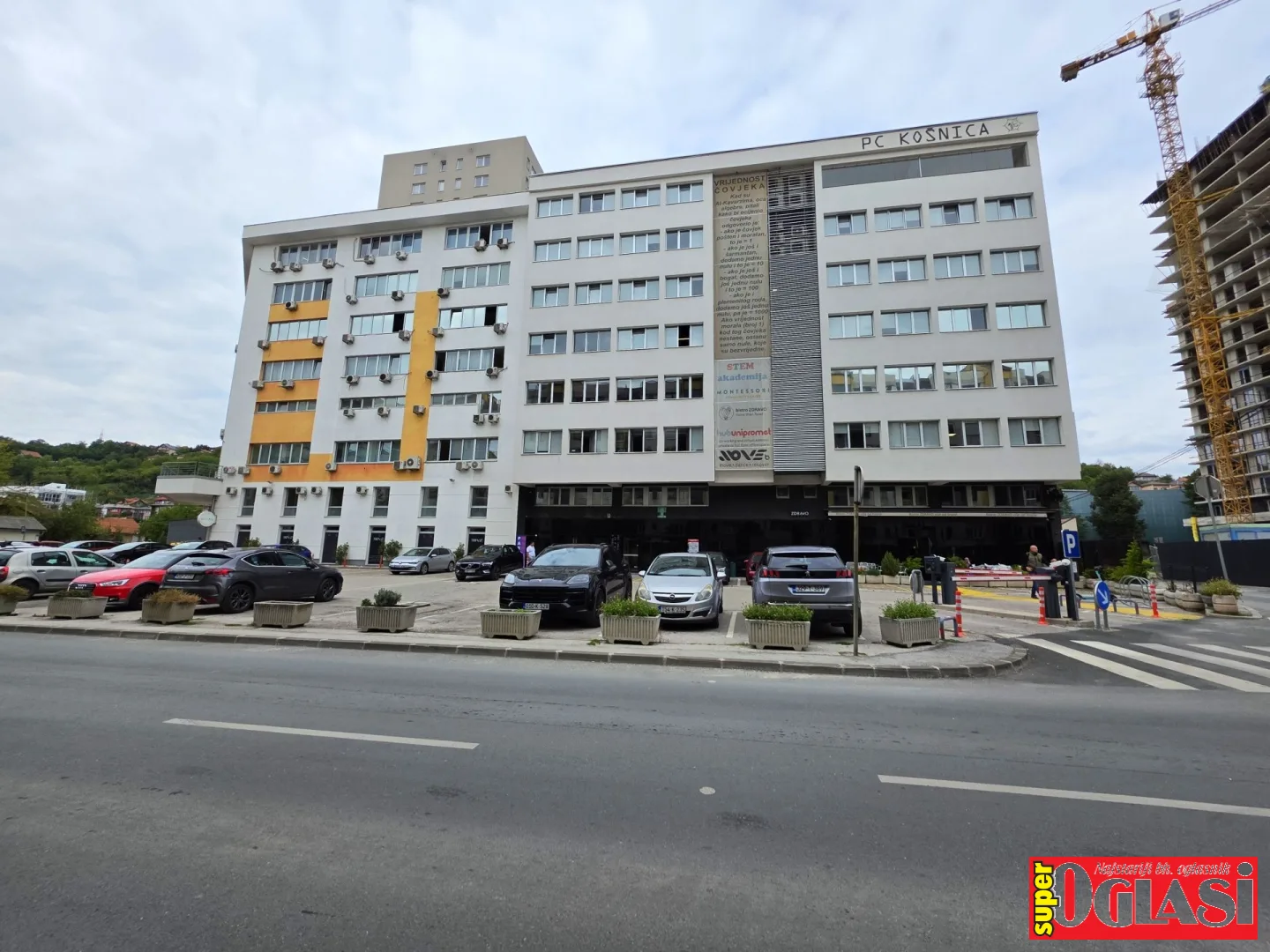Poslovni prostor Socijalno, Unipromet 337 m2