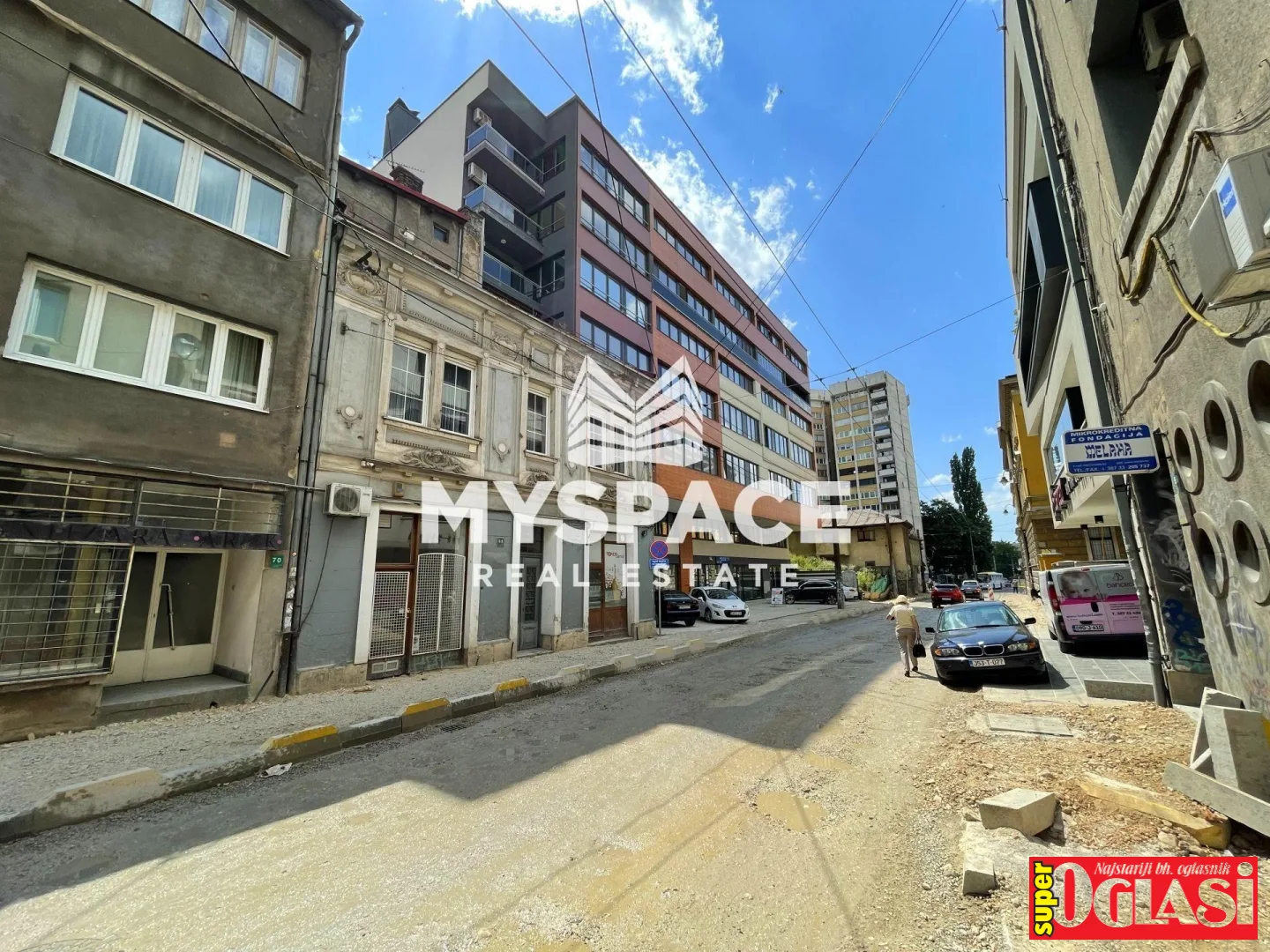 Dva renovirana stana Drvenija, 74 m2, #12637, stan, površina 74m2