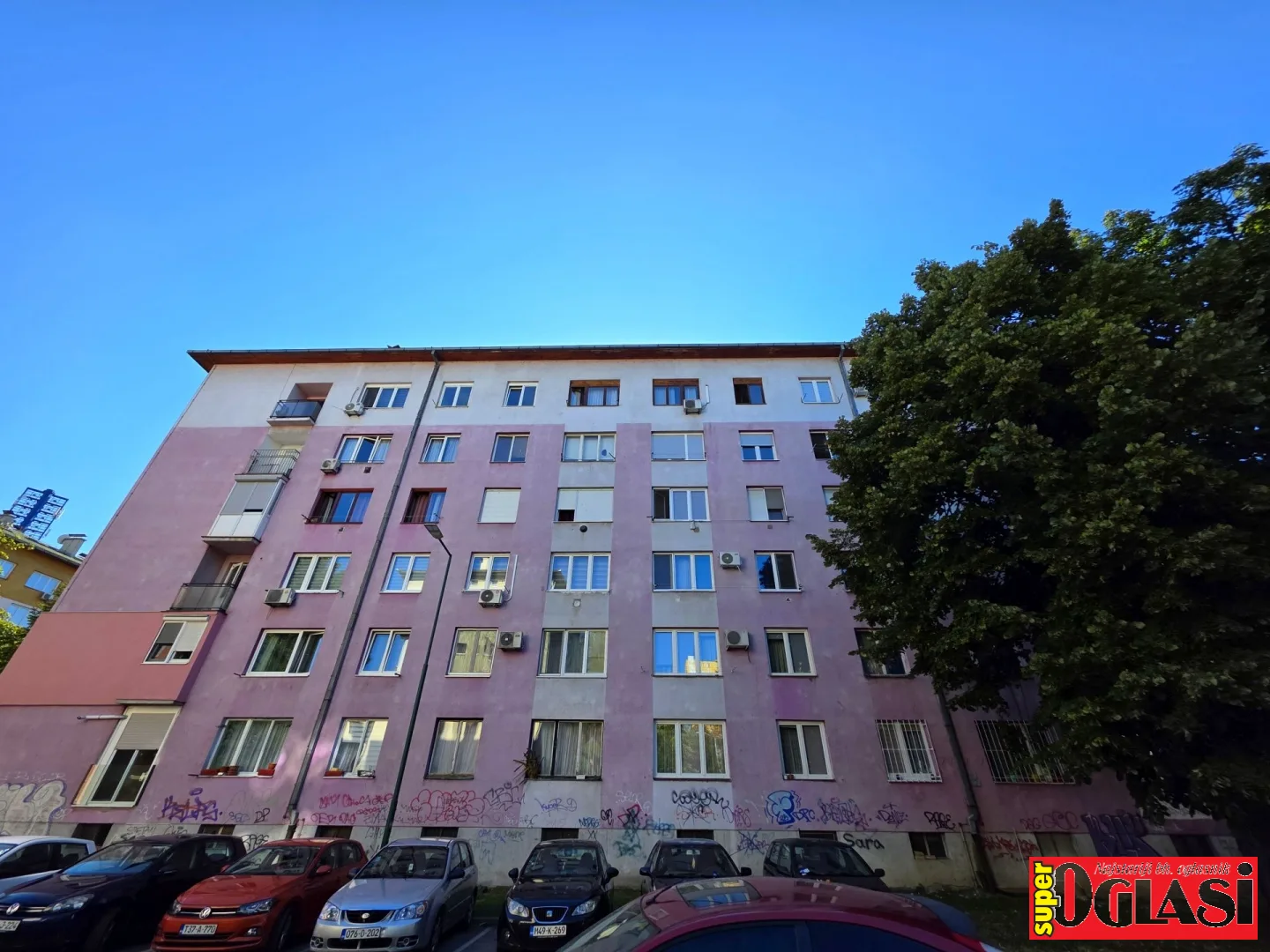 Petosoban stan Grbavica, 86 m2